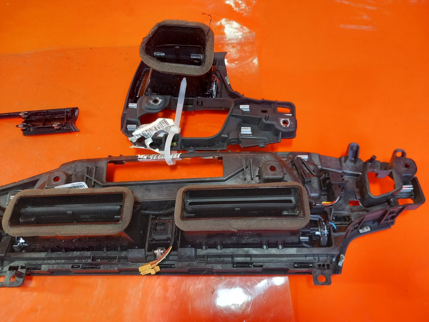 Audi A5 F5 S-Line 2016 Dashboard Air Vent Trim Set 8W2820901C Warranty A142 - Image 11