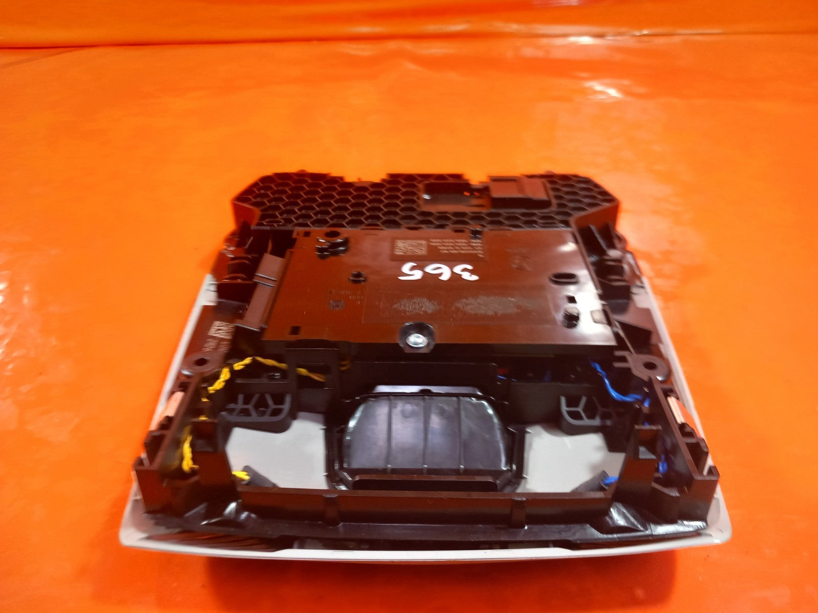 ebay-src:https://i.ebayimg.com/00/s/mtiwmfgxnjaw/z/zn8aaeswc0zqmp1u/$_57.jpg