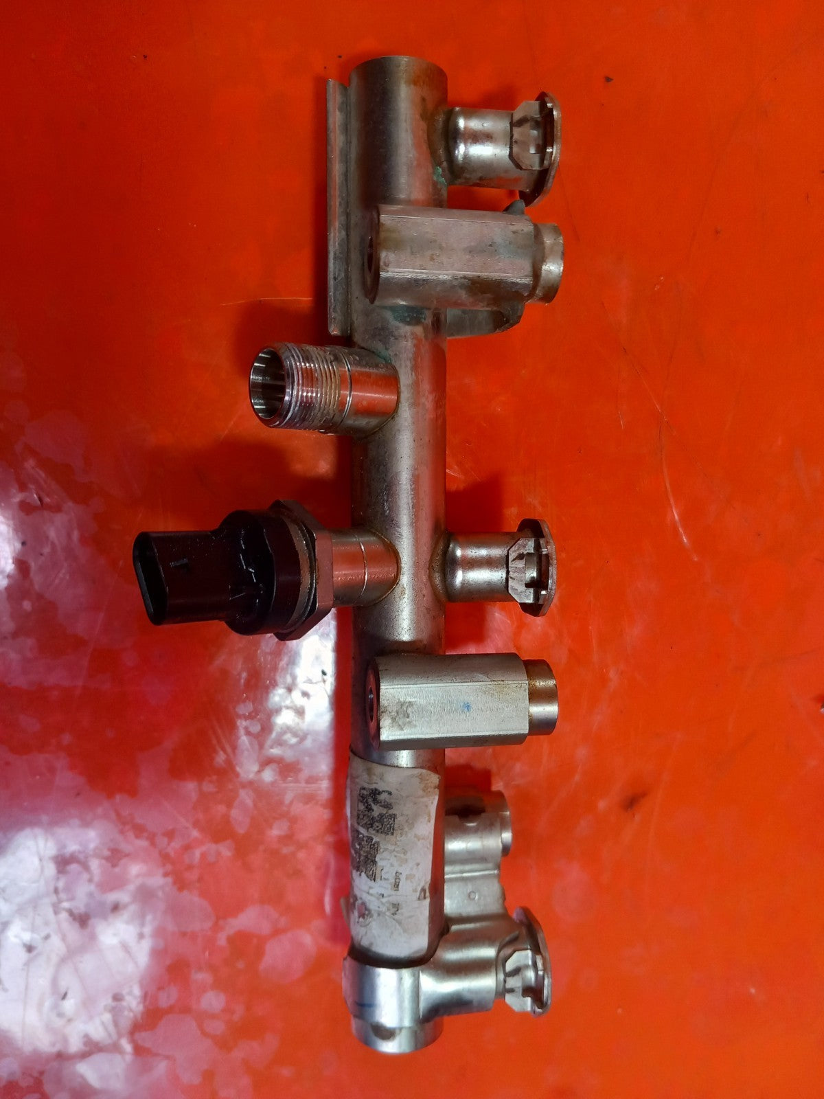 2024 Dacia Jogger Fuel Injectors and Rail 166005550R Warranty A391 - Image 5