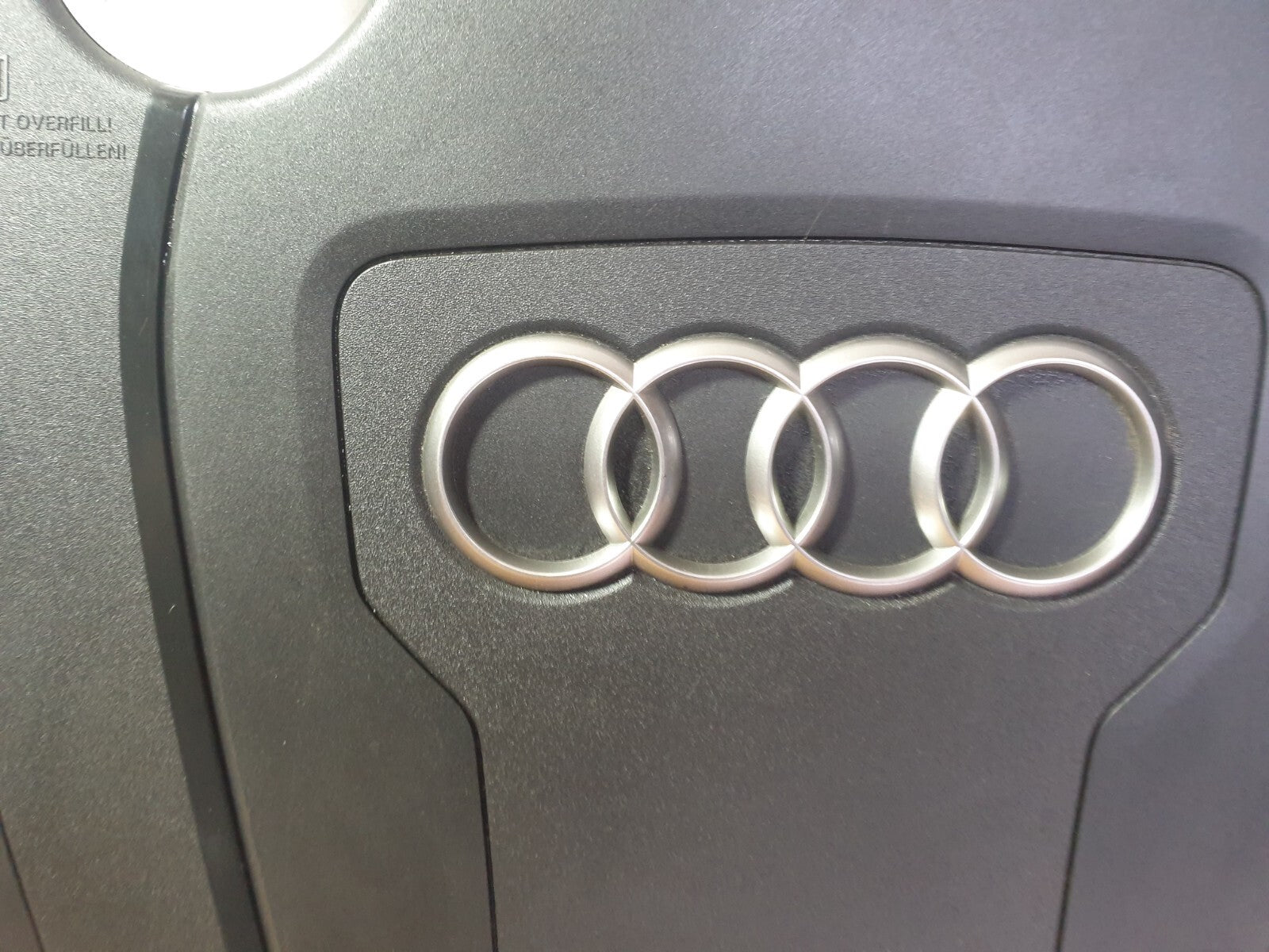 AUDI A5 CABRIO S LINE 2.0 DIESEL 2012 ENGINE TOP COVER 03L103925AB Warranty A218 - Image 6