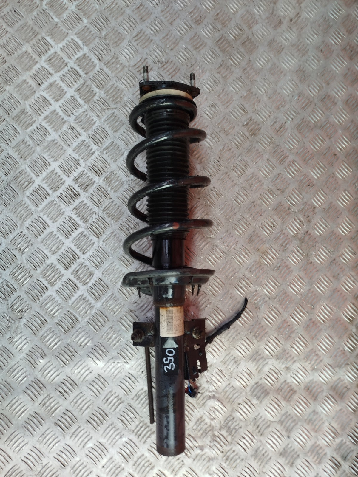 Ford Transit Custom 2.0 Diesel 2021 Front Left or Right Shock Absorber A390 - Image 2