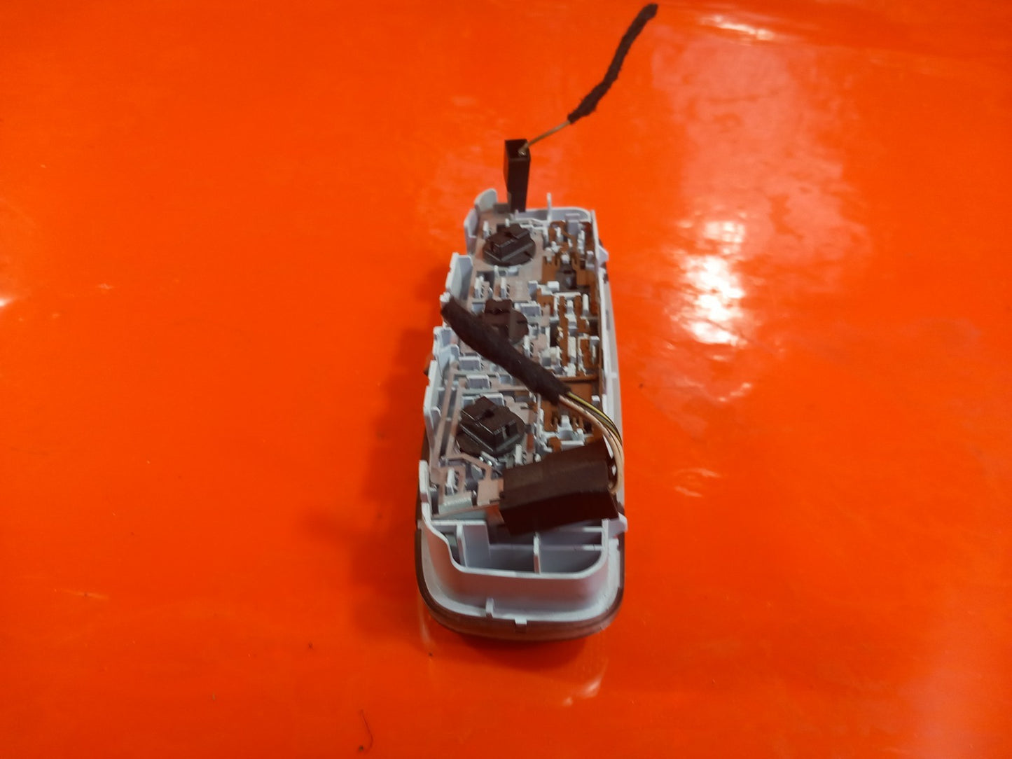ebay-src:https://i.ebayimg.com/00/s/mtiwmfgxnjaw/z/xluaaesw-mtqltr0/$_57.jpg