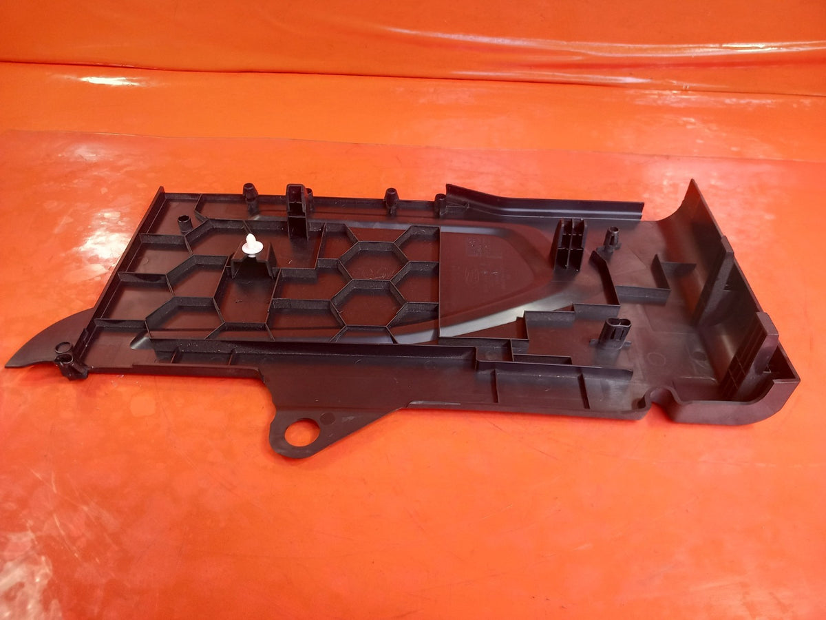 ebay-src:https://i.ebayimg.com/00/s/mtiwmfgxnjaw/z/1iwaaesw8trqfglt/$_57.jpg