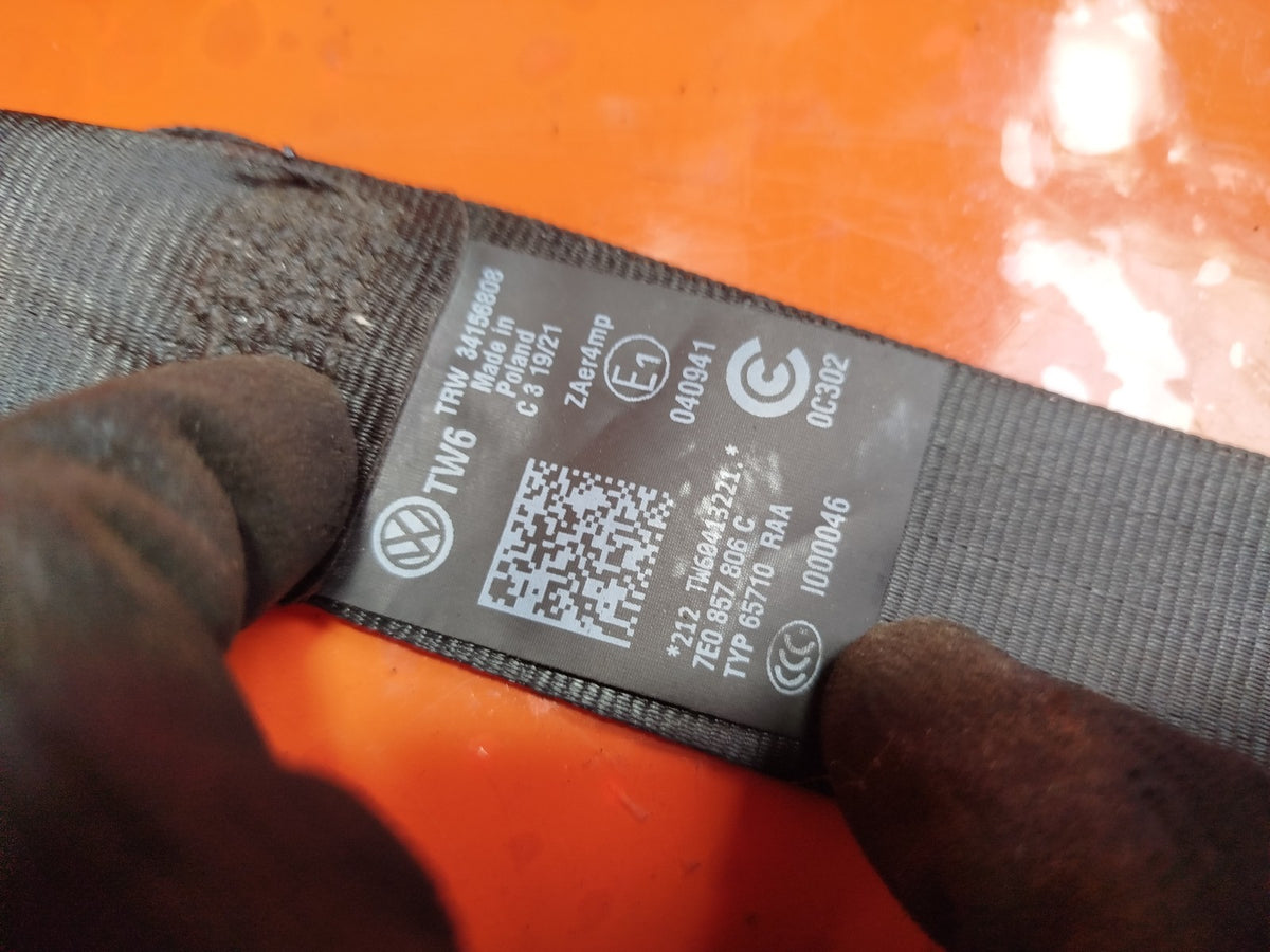 2021 VW Transporter T30 Seat Belt Front Right Driver 7E0857806C Warranty A412 - Image 12