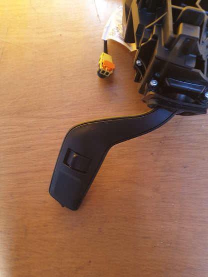 ebay-src:https://i.ebayimg.com/00/s/mtywmfgxmjaw/z/ikgaaoswmgdmqzgt/$_57.jpg