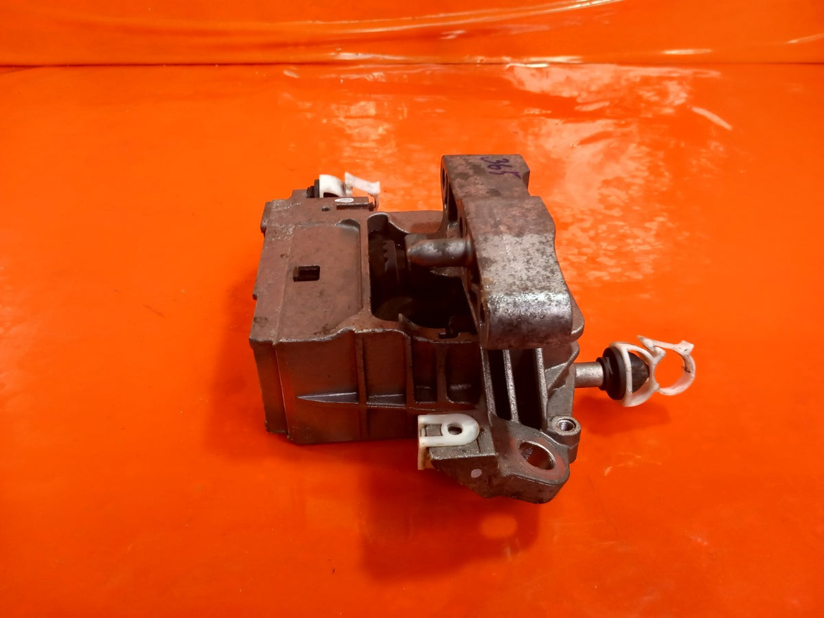 ebay-src:https://i.ebayimg.com/00/s/mtiwmfgxnjaw/z/pskaaeswttfqnbtd/$_57.jpg