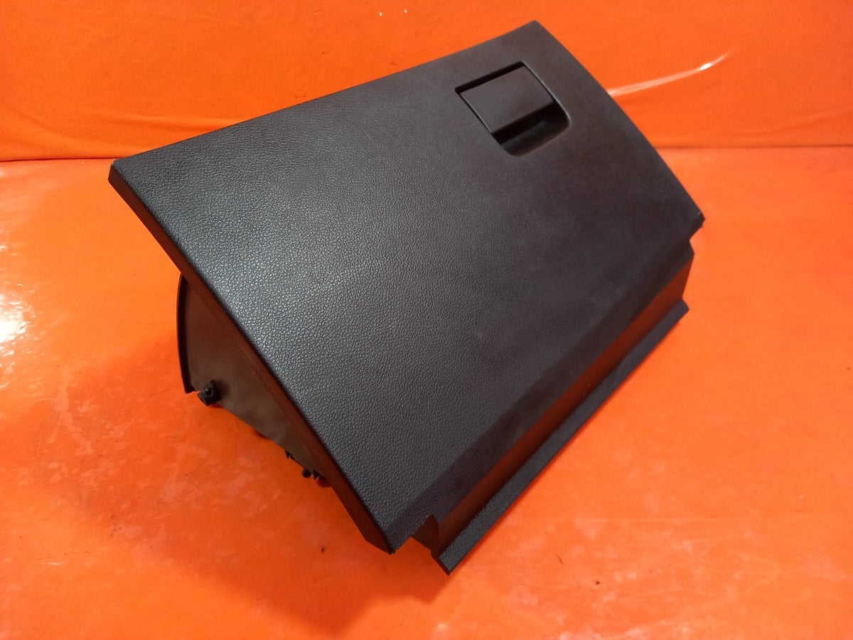 2021 Ford Ranger Wildtrak Glove Box EB3B-4106010-AF Warranty A418 - Image 3