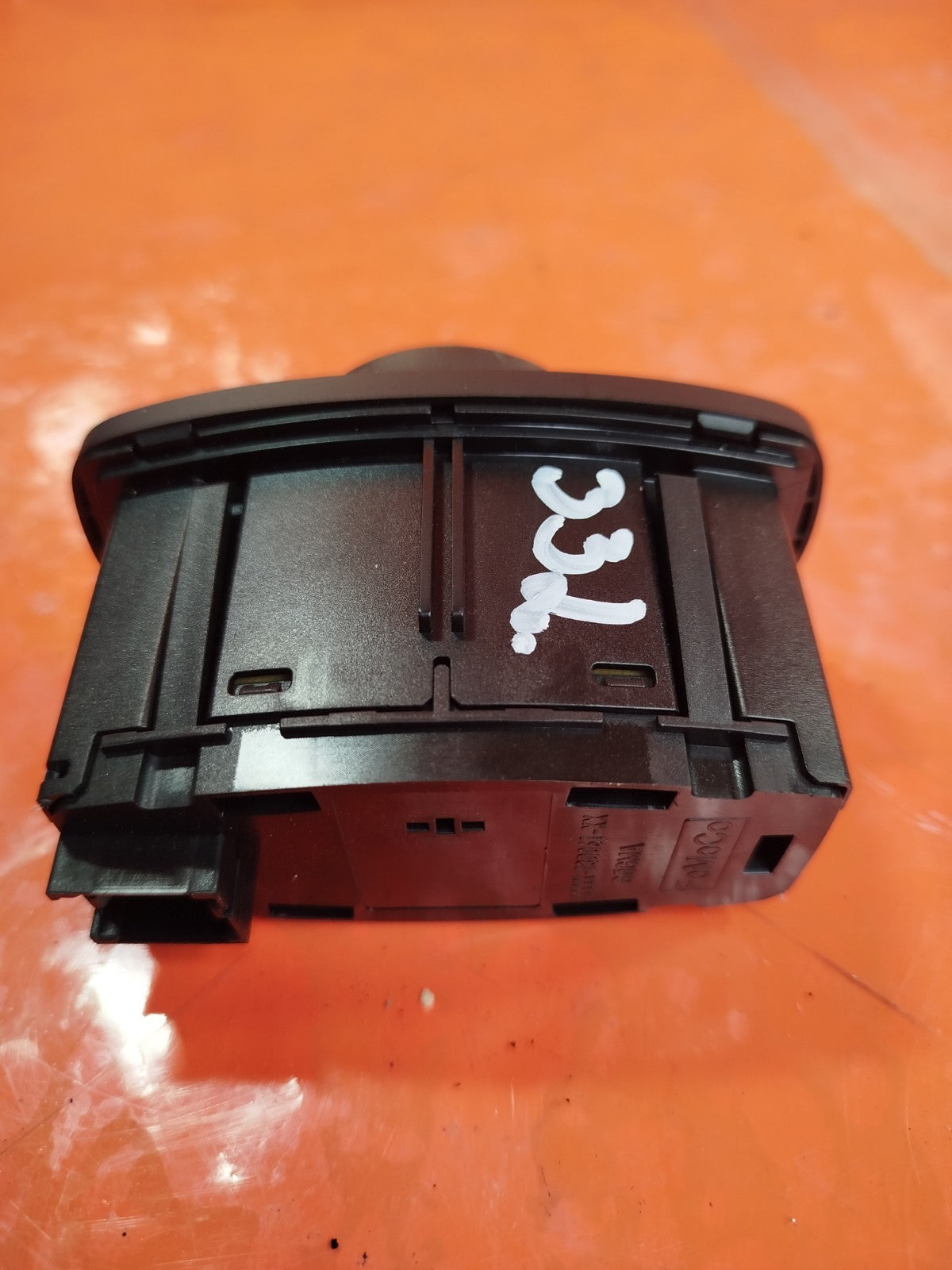 ✅FORD FIESTA ST-LINE X 1.5 DIESEL 2018 HEADLIGHT FOG LIGHT CONTROL SWITCH A332 - Image 6