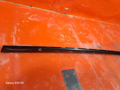 ✅2023 POLESTAR 2 LONG RANGE REAR RIGHT DOOR WINDOW STRIP 31689573 + WARRANTY - Image 11