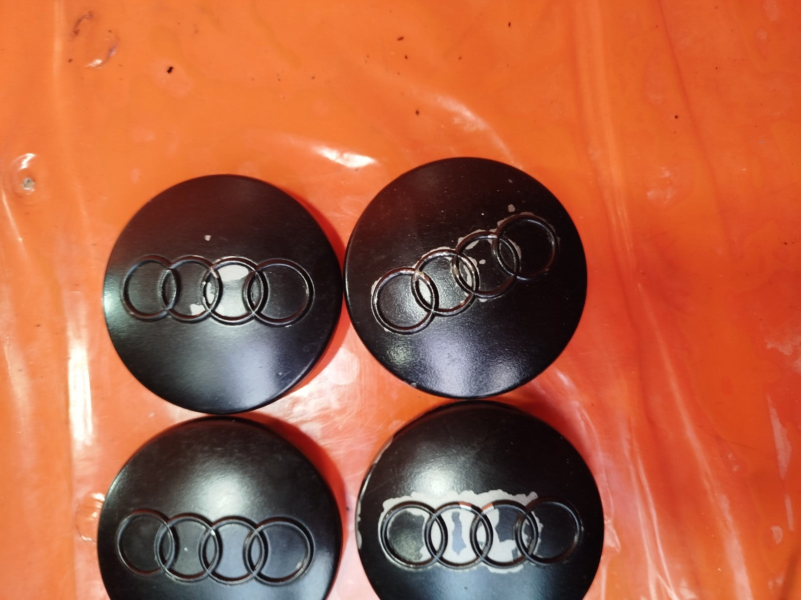 ✅AUDI Q7 ALLOY WHEEL CENTRE CAP COVER x4 8D0601170+ WARRANTY xAA - Image 2