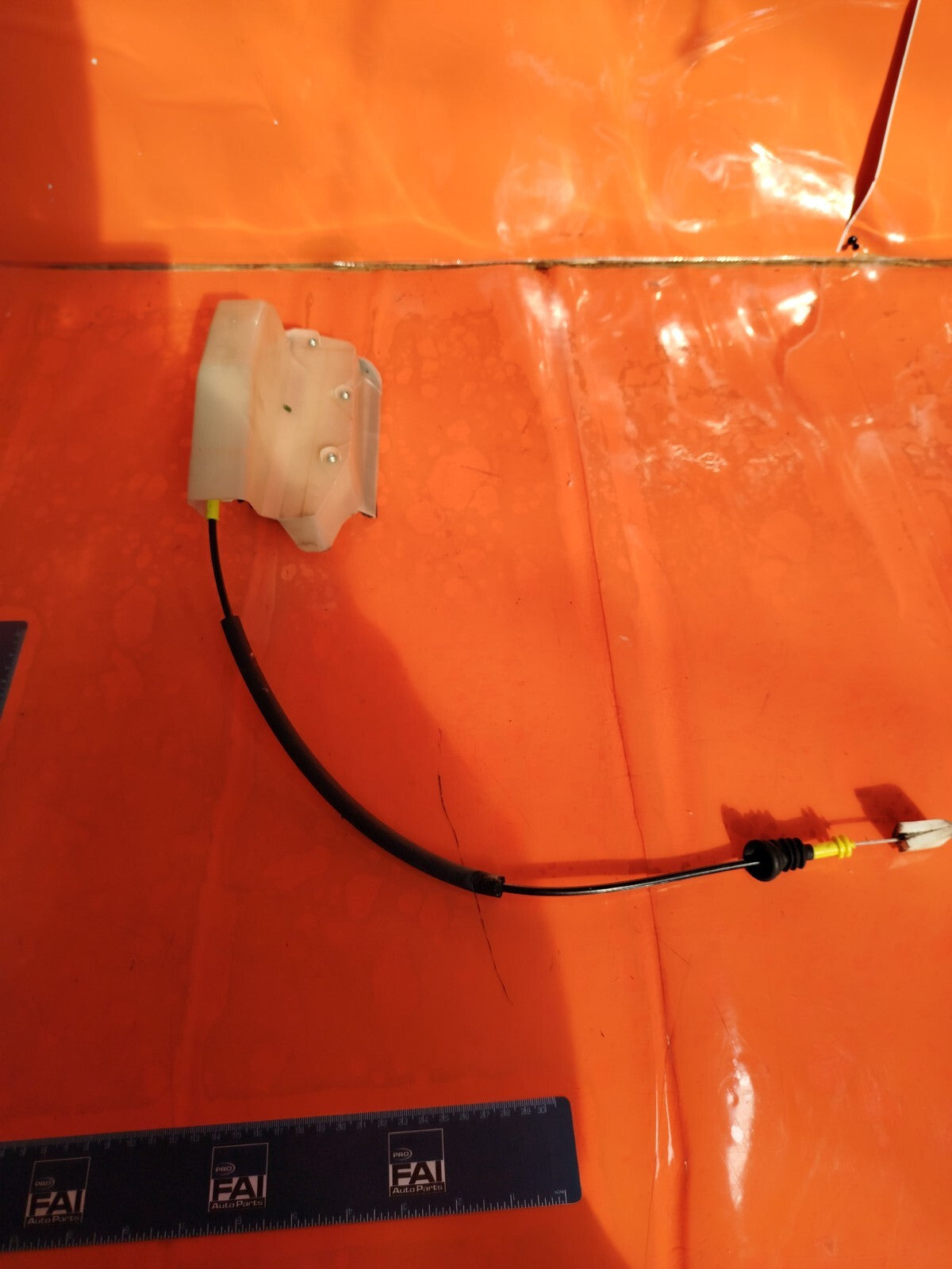 ✅Tesla Model 3 Long Range 2020 REAR LEFT DOOR SOLENOID 1068970-00-M Warranty - Image 3