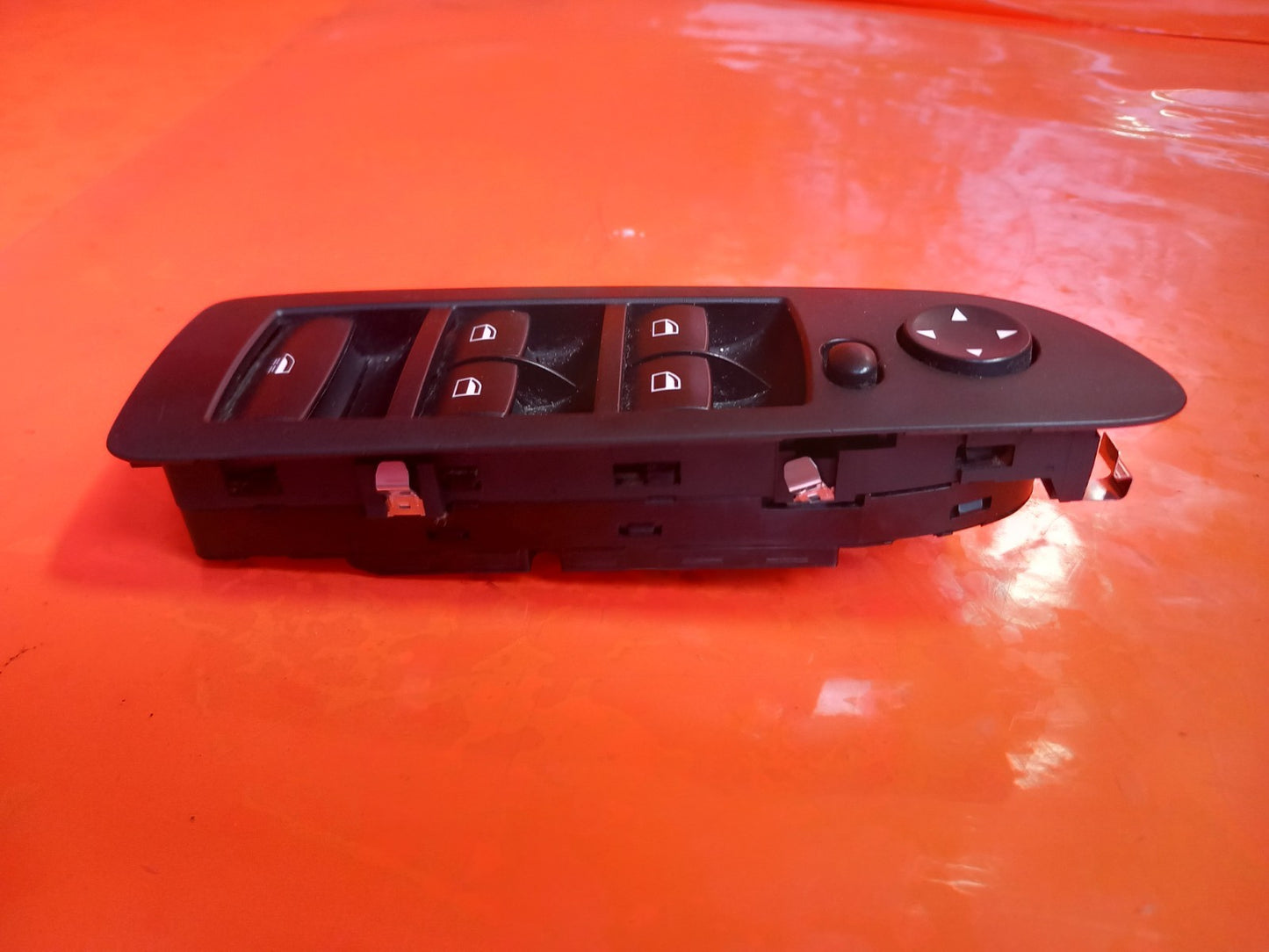 2013 BMW 1 Series E88 Right Driver Window Control Switch 9217317 Warranty A348 - Image 4