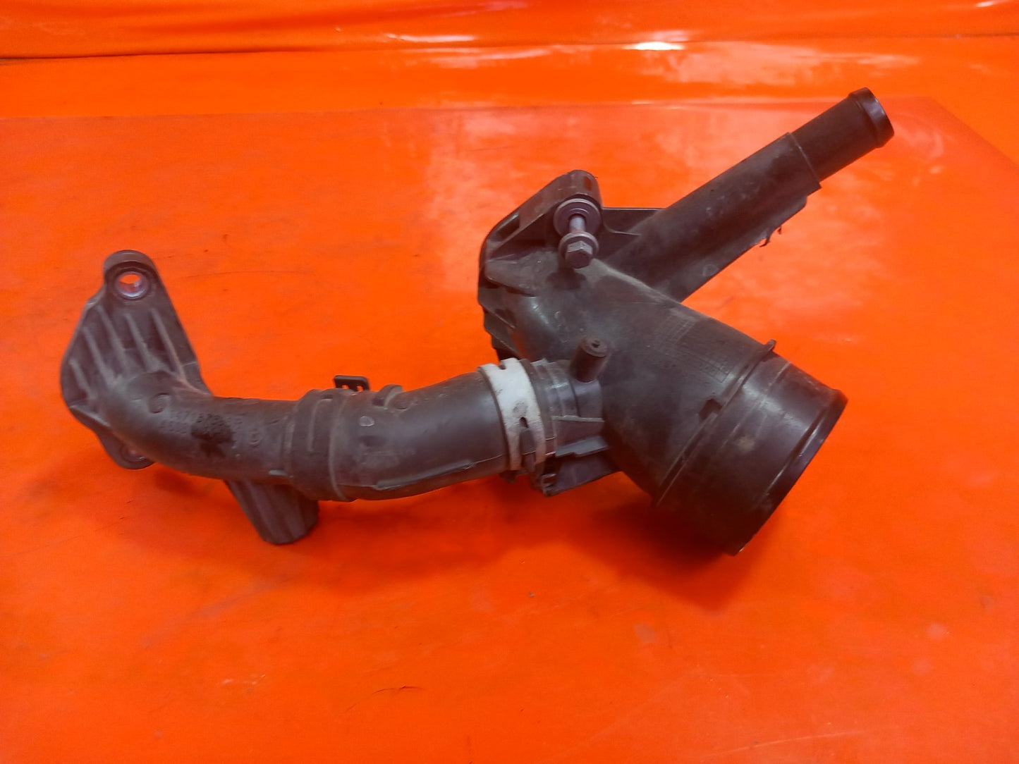 2021 Mercedes W415 Citan Cooling Pipe Warranty A399 - Image 5