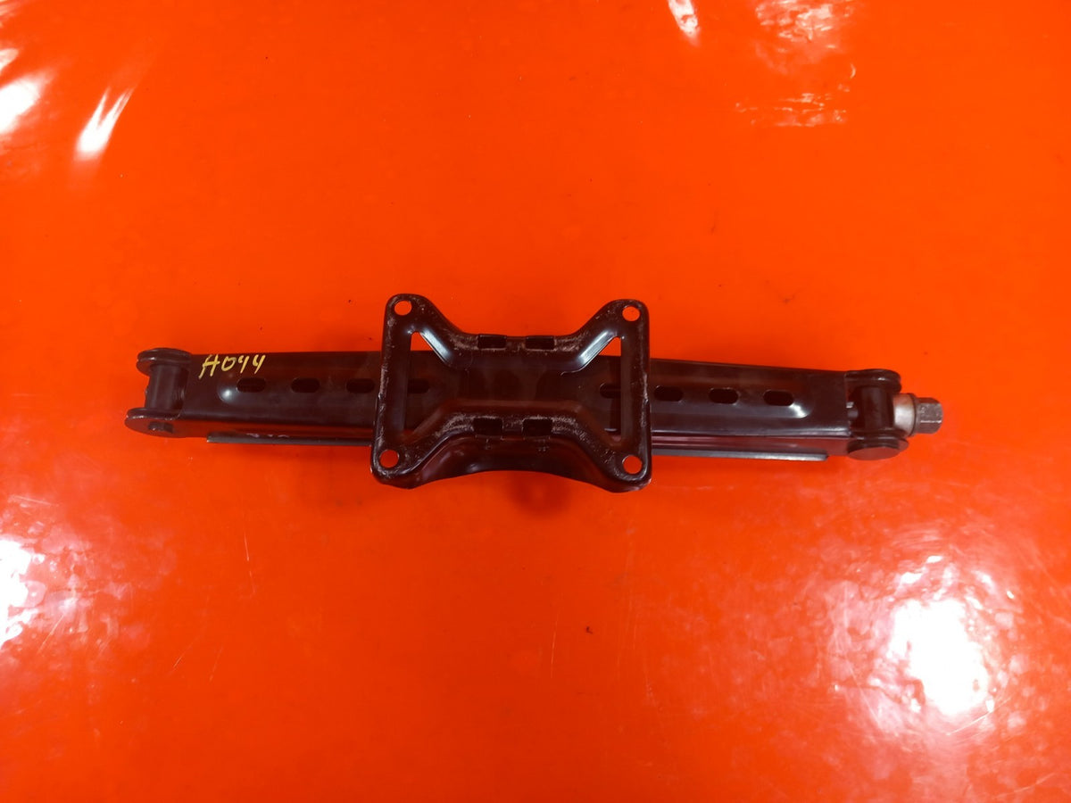 ebay-src:https://i.ebayimg.com/00/s/mtiwmfgxnjaw/z/cxuaaeswjffqm~l8/$_57.jpg