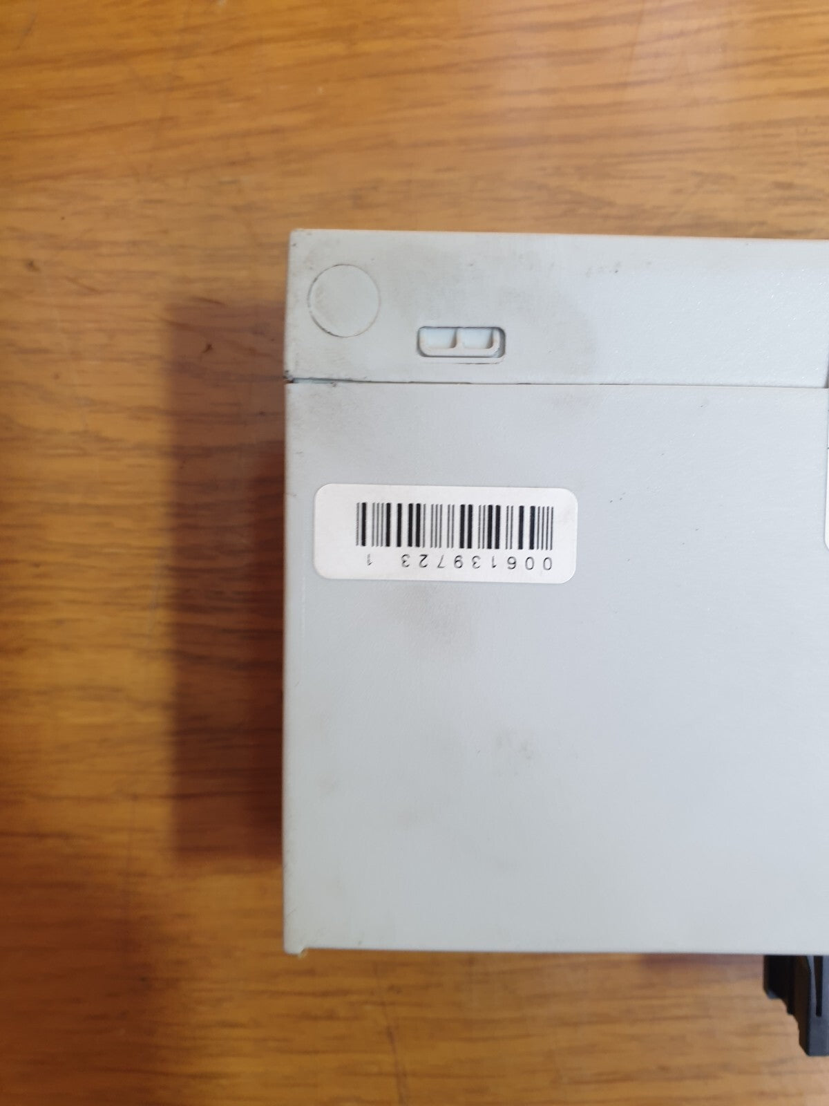 BMW F45 216D 1.5 DIESEL 2015 TAILGATE CONTROL MODULE 7388490 Warranty A143 - Image 4