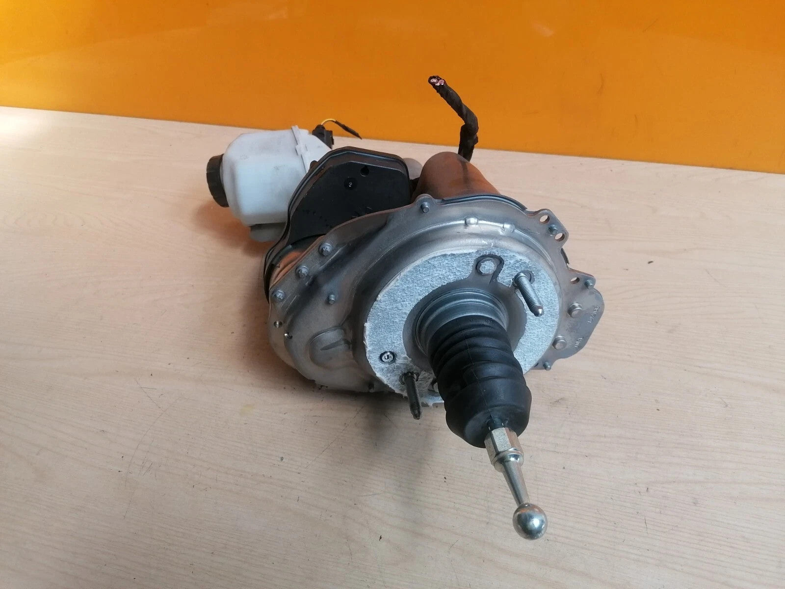 ebay-src:https://i.ebayimg.com/00/s/mtiwmfgxnjaw/z/pgaaaeswqbdp~esy/$_57.jpg