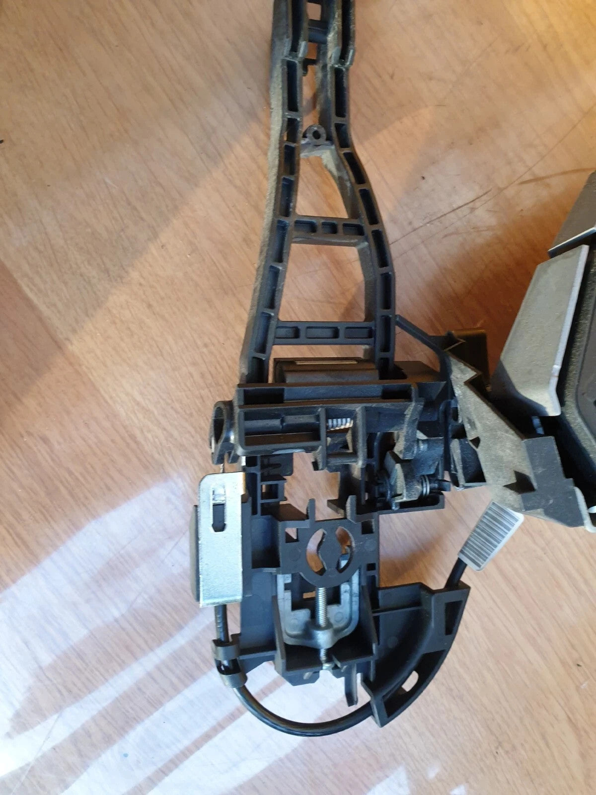 ebay-src:https://i.ebayimg.com/00/s/mtywmfgxmjaw/z/cpcaaeswrwdqdbpg/$_57.jpg