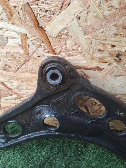 ✅2016 RENAULT TRAFIC MK3 F82 1.6D FRONT LEFT LOWER CONTROL ARM WISHBONE - Image 8