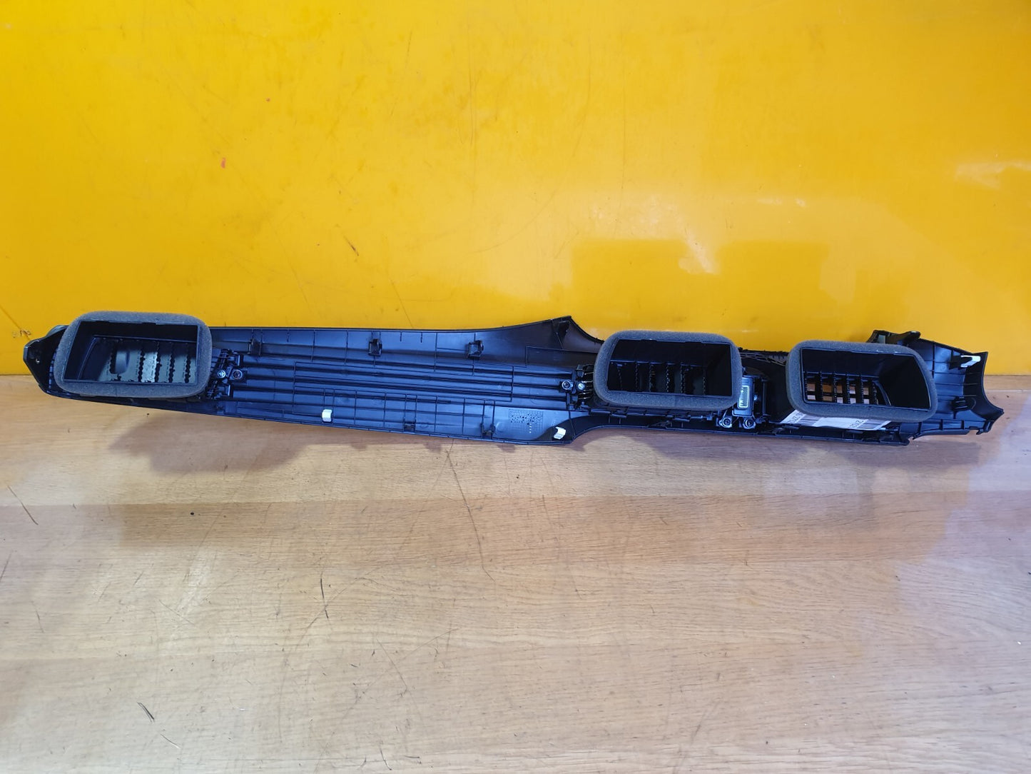 ✅2023 HYUNDAI BAYON PREM T-GDi  1.0P DASHBOARD TRIM COVER PANEL 84795-Q0900 A200 - Image 9