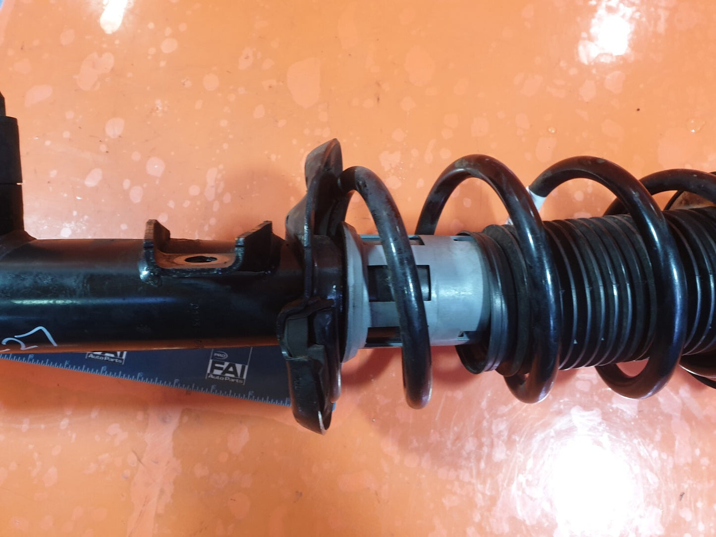 CUPRA LEON VZ2 1.4 PETROL 2023 FRONT RIGHT SHOCK ABSORBER 5FA413032A Warranty - Image 12