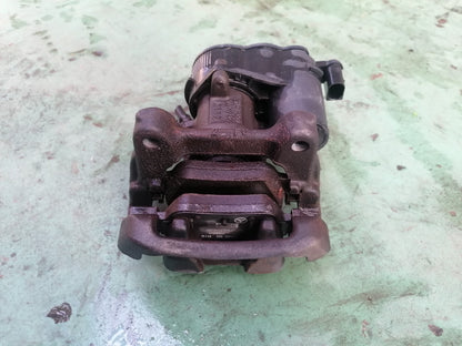 ✅2020 MERCEDES A CLASS W177 1.3P REAR LEFT BRAKE CALIPER A2474230800 A050 - Image 4
