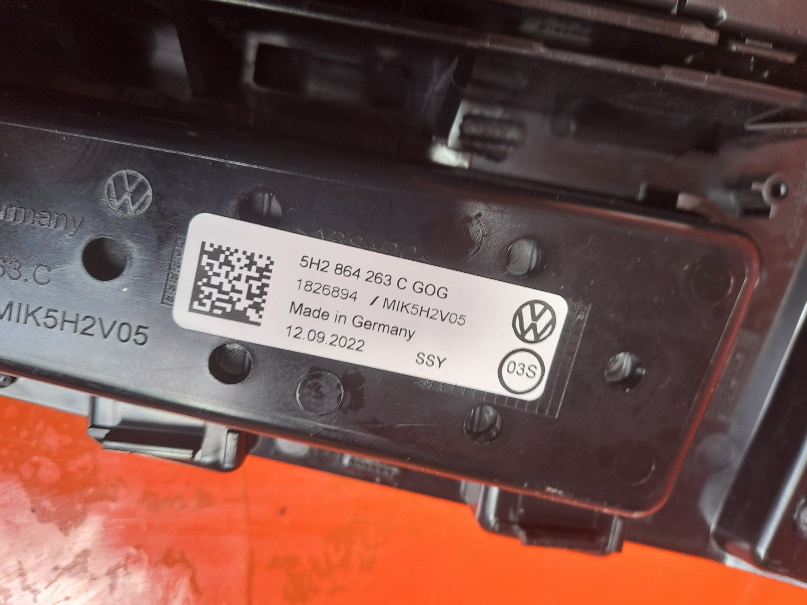 ✅VW Golf Gte 1.4 Petrol 2022 Interior Dashboard & Centre Console Trims 5NA035700 - Image 9
