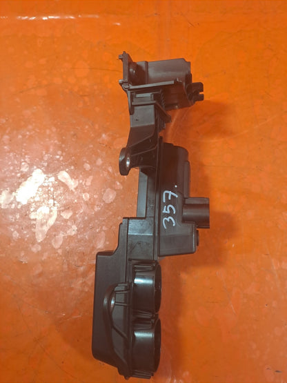 ebay-src:https://i.ebayimg.com/00/s/mtywmfgxmjaw/z/qzyaaeswytjpqu8e/$_57.jpg