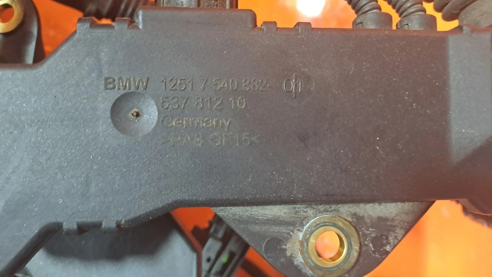 ebay-src:https://i.ebayimg.com/00/s/otawwde2mda=/z/kiwaaesw9h1qym9i/$_57.jpg
