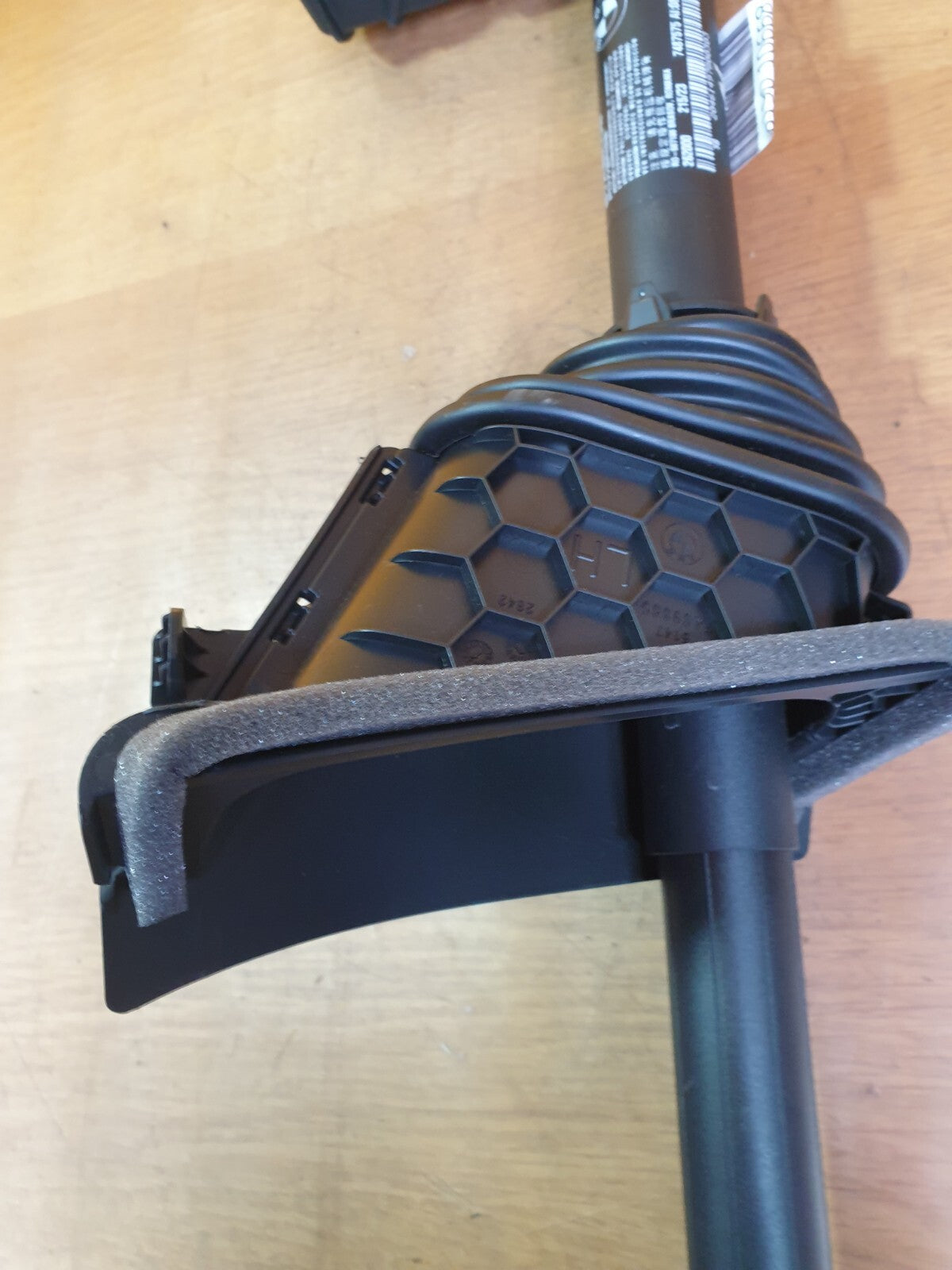 ✅BMW I4 G26 E-DRIVE 40M SPORT 2023 LEFT SIDE TAILGATE GAS STRUT 7487575 A190 - Image 3