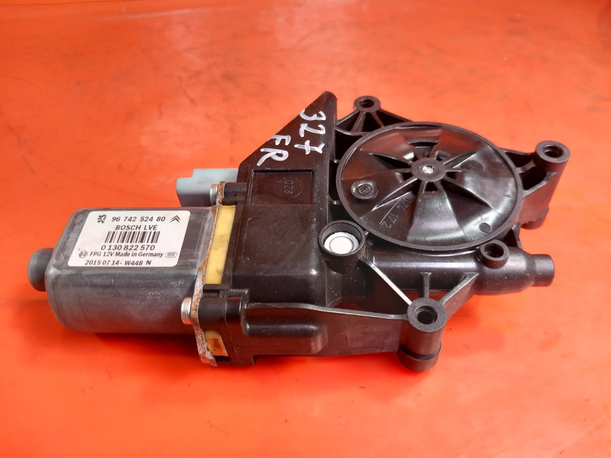 ebay-src:https://i.ebayimg.com/00/s/mtiwmfgxnjaw/z/yh0aaeswflnqhf07/$_57.jpg