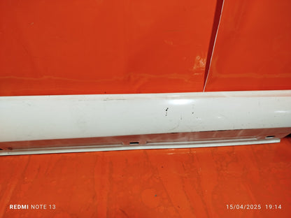 ✅MERCEDES A180 W176 1.5 DIESEL 2015 RIGHT SIDE SILL SKIRT WHITE A2466901440 A096 - Image 11