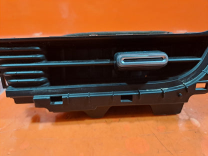 ✅2024 HYUNDAI IONIQ 5 DASH RIGHT AIR VENT 97480-GI900 + WARRANTY A226 - Image 3
