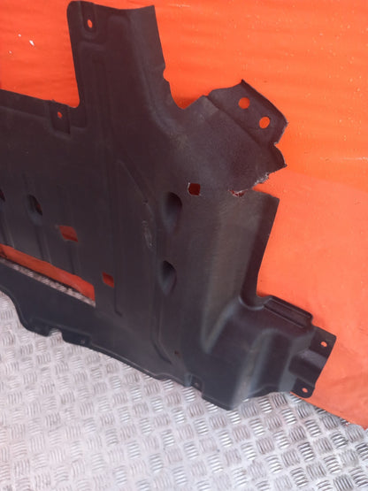 Land Rover Defender L663 3.0 Diesel 2025 Undertray Splash Guard Warranty A396 - Image 7