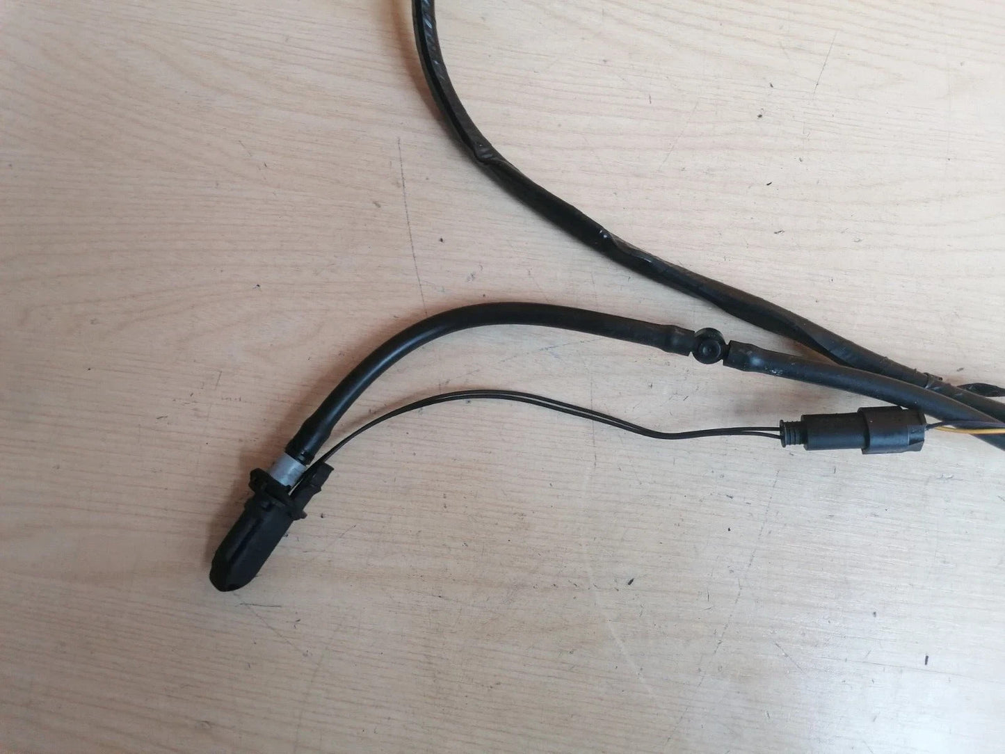 ebay-src:https://i.ebayimg.com/00/s/mtiwmfgxnjaw/z/eraaaeswqmdqatdx/$_57.jpg