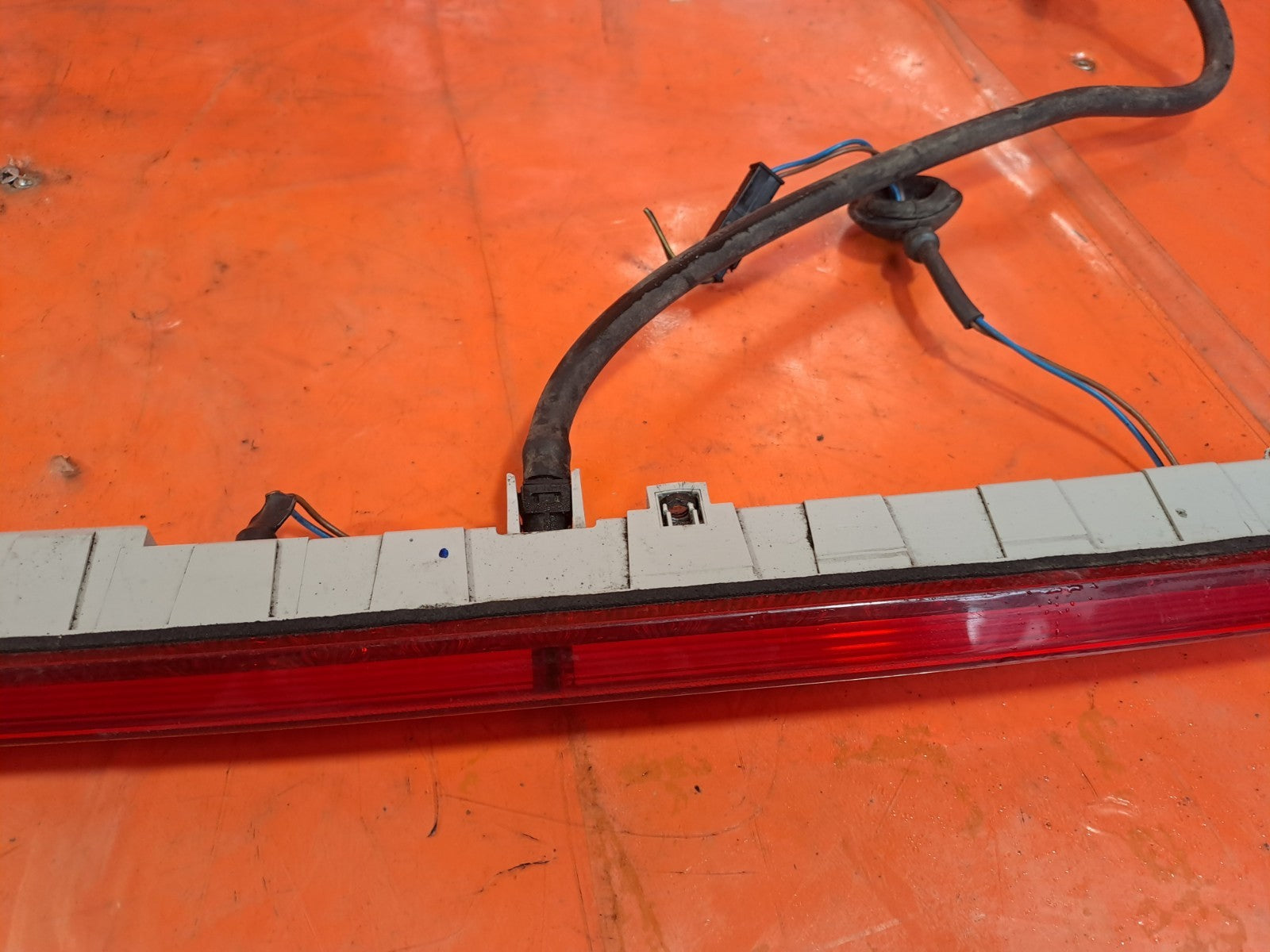 ✅BMW 5 Series F11 Touring 2011-2016 Rear Third Brake Light 7203224 Warranty xAA - Image 7