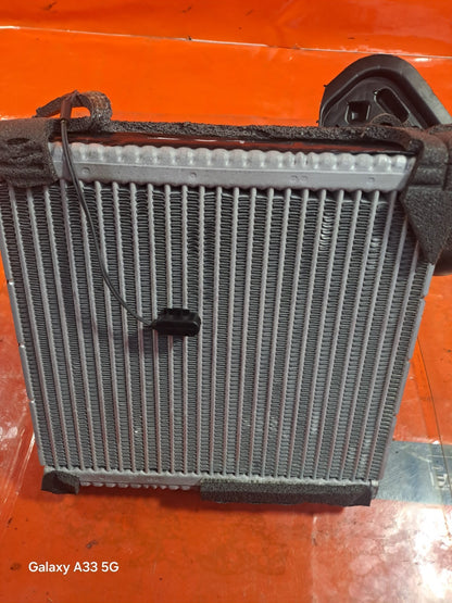 ebay-src:https://i.ebayimg.com/00/s/mtywmfgxmjaw/z/46iaaeswgsto9i-t/$_57.jpg