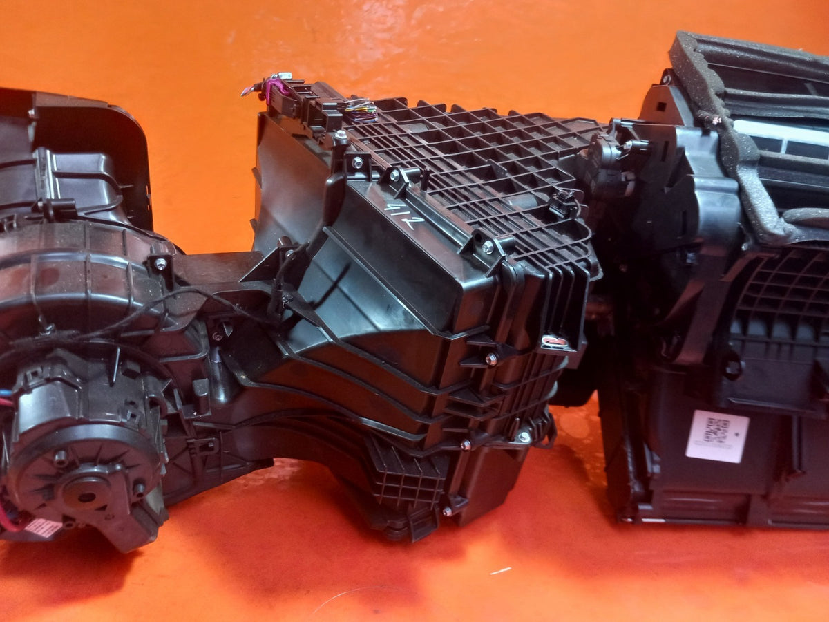 VW Transporter T30 2.0 Diesel 2021 Heater Matrix Box Warranty A412 - Image 6
