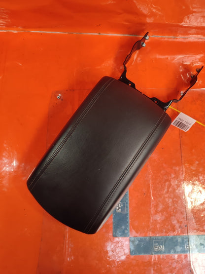 ✅FORD GALAXY ZETEC 2.0 DIESEL 2018 CENTRE CONSOLE LEATHER ARM REST EM2BR045C74 - Image 1