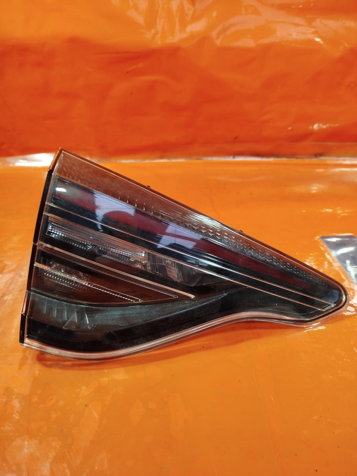✅RENAULT CLIO E-TECH 1.6 PETROL 2025 REAR LEFT INNER TAIL LIGHT 265558977R A331 - Image 1