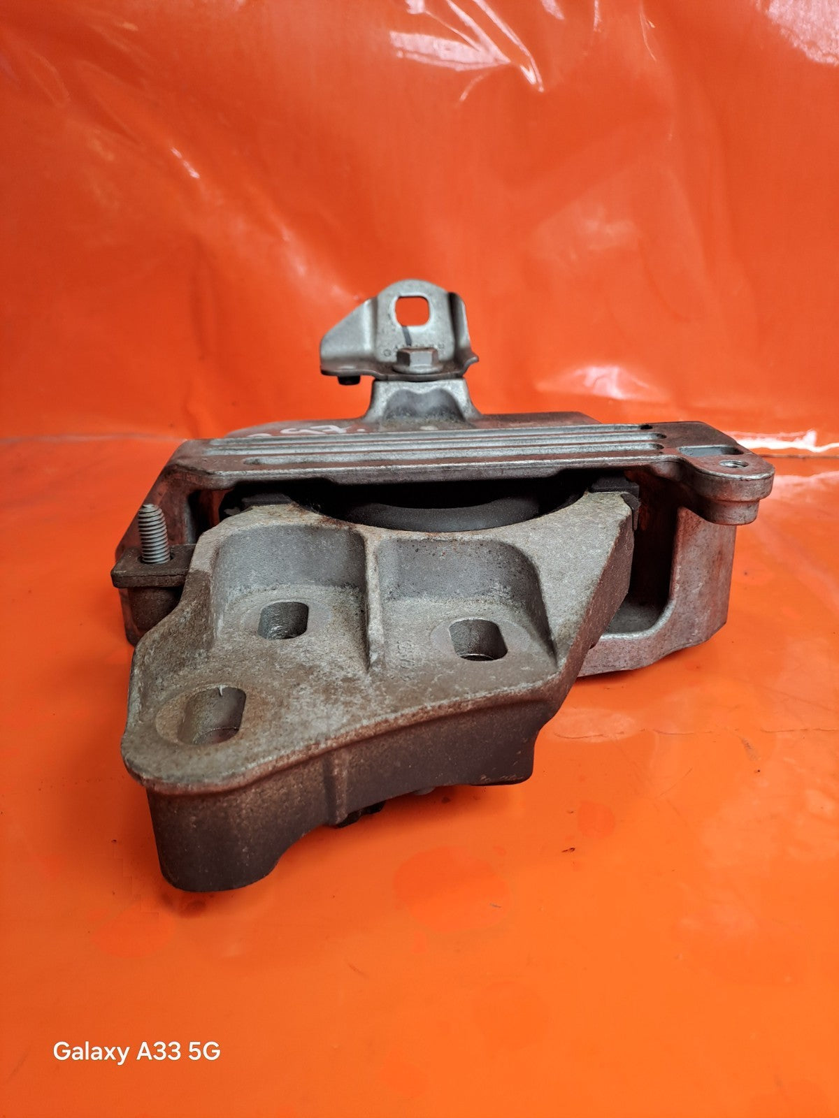 ebay-src:https://i.ebayimg.com/00/s/mtywmfgxmjaw/z/l-eaaeswzrjocxl8/$_57.jpg