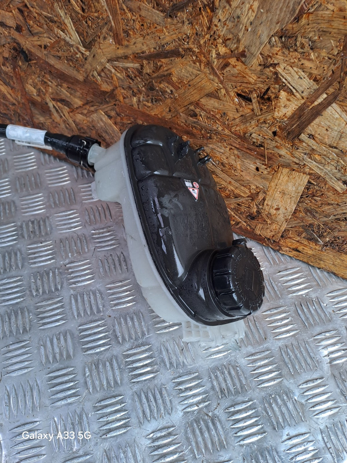 ✅MERCEDES B180 W246 2012 1.8 Diesel TANK EXPANSION OVERFLOW BOTTLE A2465000049 - Image 7