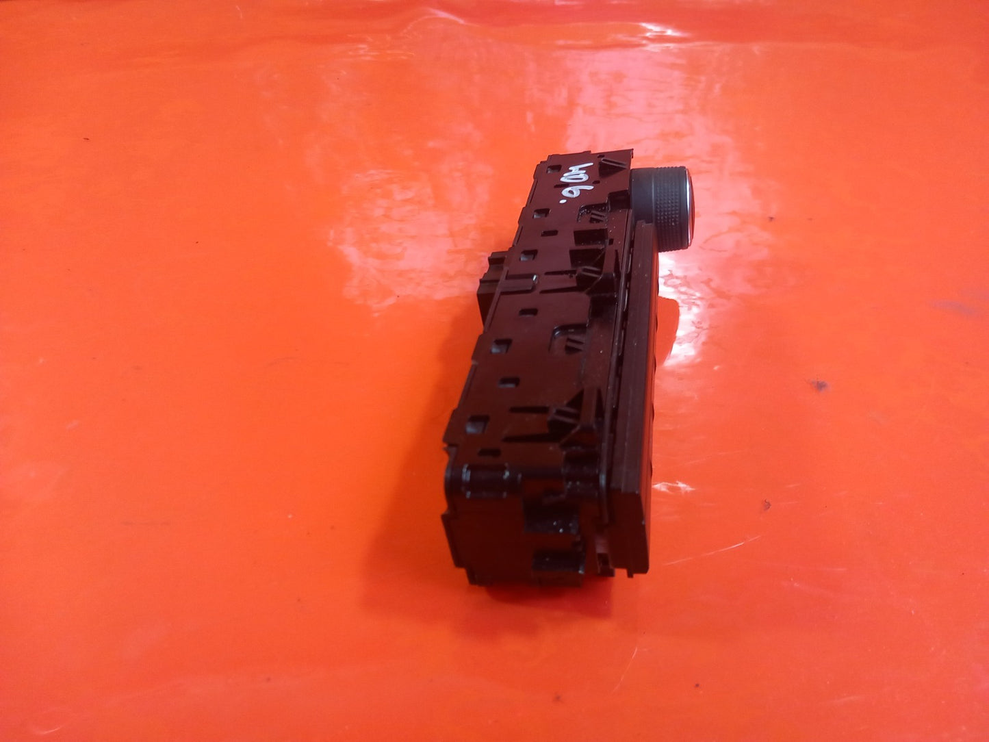 ebay-src:https://i.ebayimg.com/00/s/mtiwmfgxnjaw/z/7t8aaeswnhhqlv1l/$_57.jpg