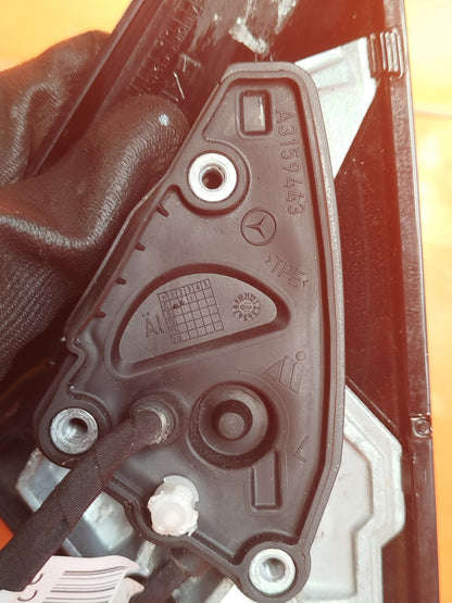 ✅2011 MERCEDES E CLASS W212 2.1D FRONT LEFT WING MIRROR BLACK 197 + WARRANTY - Image 11