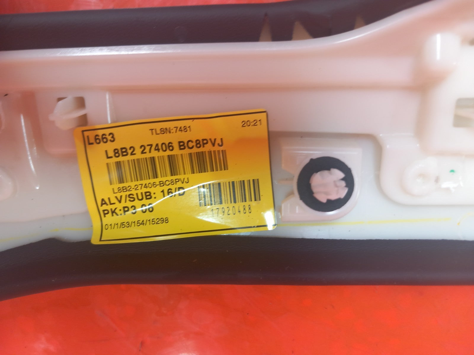 ebay-src:https://i.ebayimg.com/00/s/mtiwmfgxnjaw/z/5mwaaeswcpvqouzp/$_57.jpg