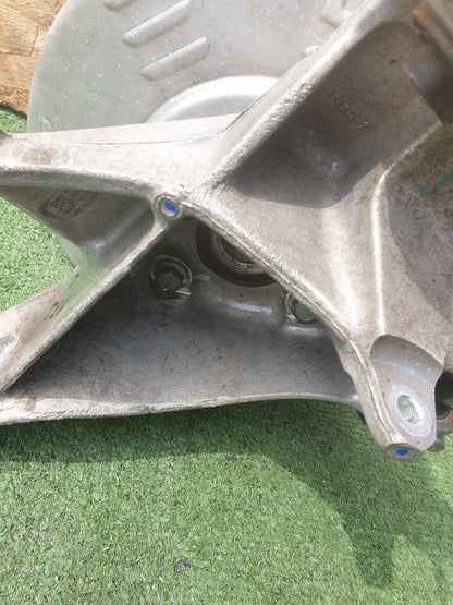 2022 TESLA MODEL Y REAR RIGHT SPINDLE KNUCKLE HUB 1044666-00-C + WARRANTY A172