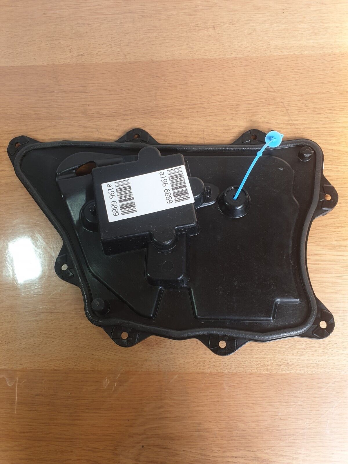2017 JAGUAR F-PACE X761 3.0P FRONT RIGHT DOOR WINDOW REGULATOR CARRIER A196