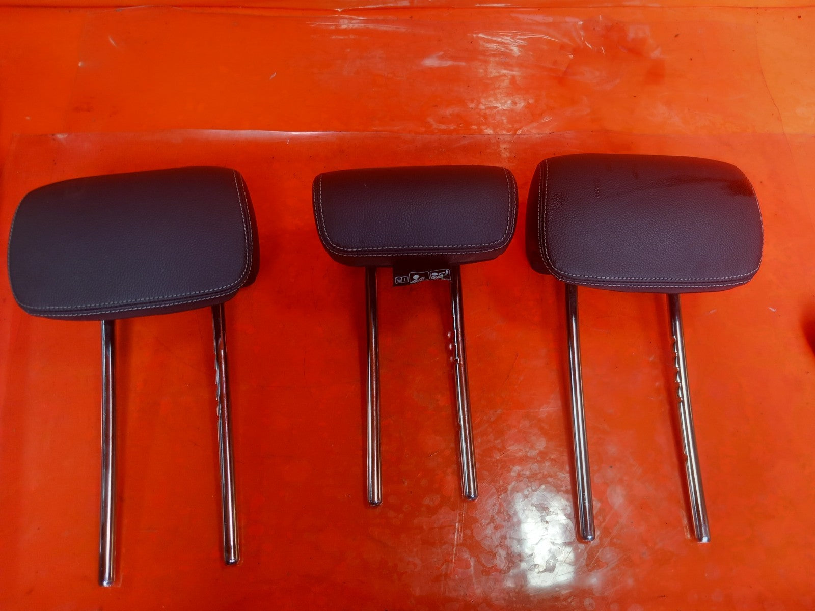 Mercedes W177 A180 Sport 1.5 Diesel 2019 Rear Leather Headrests Pair Warranty - Image 2