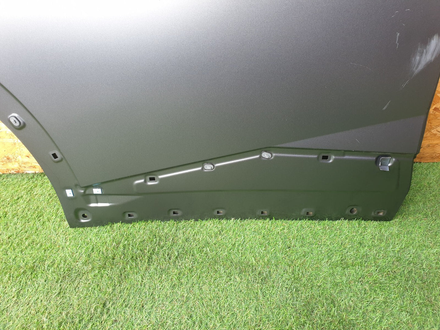 Hyundai Ioniq 5 Namsan 2024 Rear Right  Door Grey bare scratches - Image 6