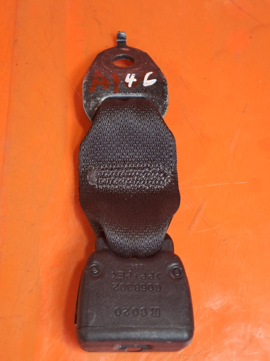 ✅Lexus NX 300H 2019 Rear Middle Seat Belt Buckle G068302 + Warranty A146 - Image 2
