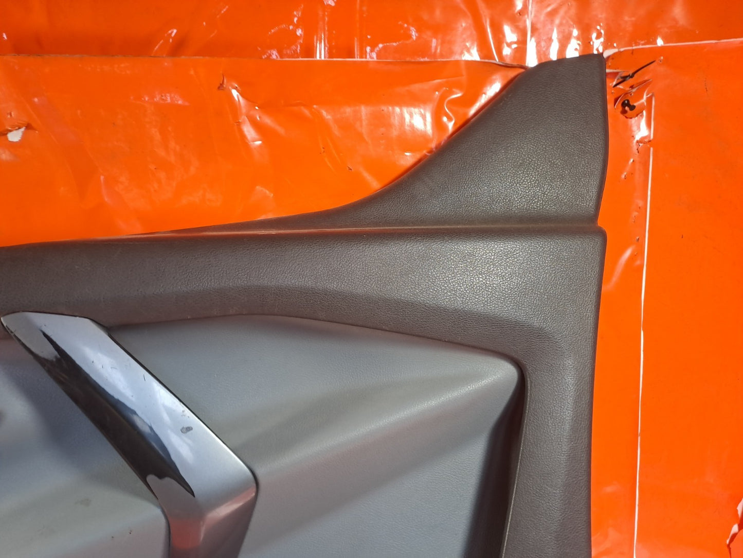 ✅Ford Transit Custom 2.2 Diesel 2014 Front Right Door Card BK21V23942 Warranty - Image 2